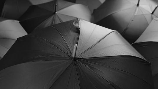 Alte Versicherungsverträge prüfen: Lohnt sich ein Wechsel oder eine Anpassung?